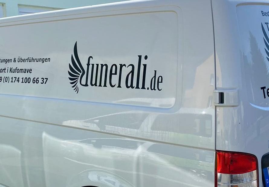 Transport i Kufomave - Funerali Elezi